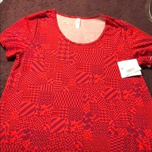 LuLaRoe Classic Tee- XL- Red- NWT